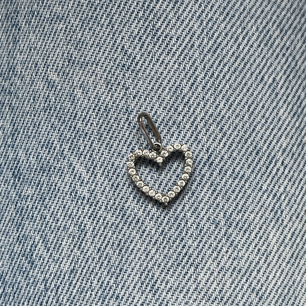 10K Gold Heart Pendant with Brilliant Crystals